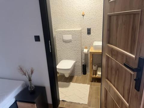 Aparthotel Happy 4 Krosno Exterior foto